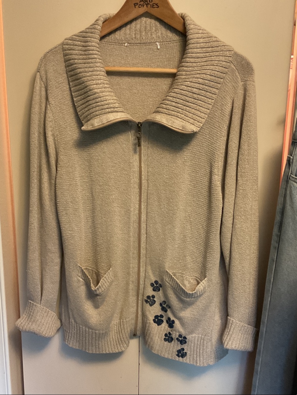 Beige Zip-Front Cardigan with stamped Paw prints ptp 23
